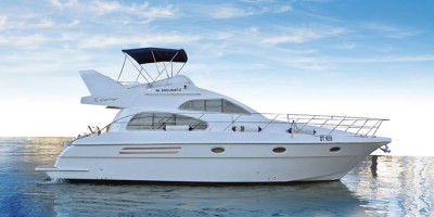 Yachts & Boats Rental
